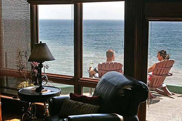 Living room onlooking a beach